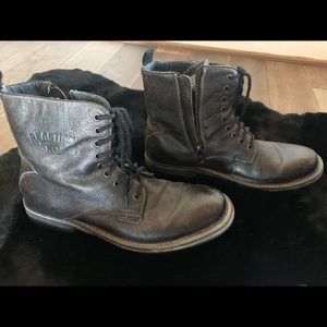 Kenneth Cole Reaction boots size 10